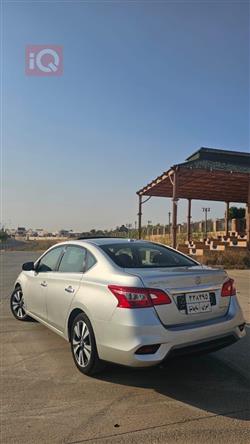 نیسان سێنترا